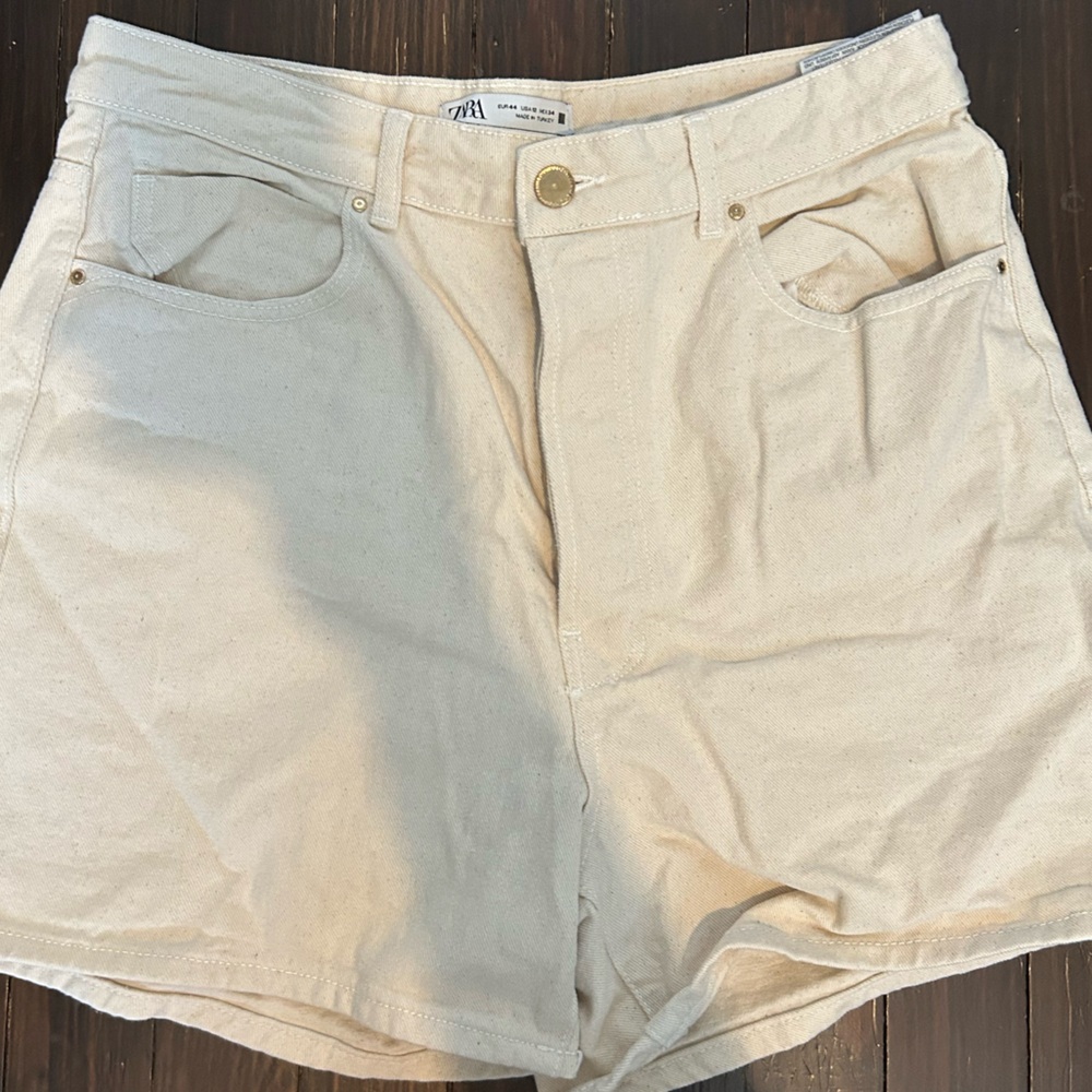 Zara Cream High Waist Shorts